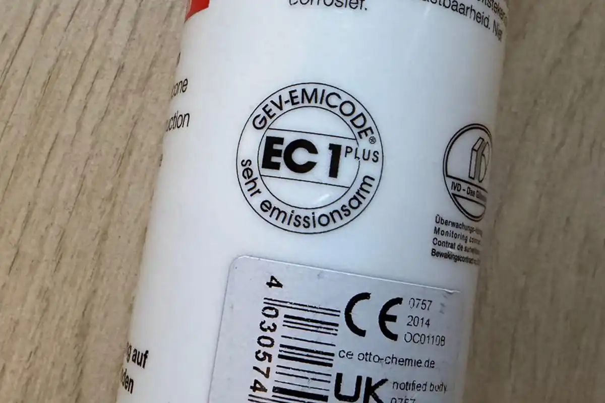 Gezond wonen: Waarom wij kiezen voor emissiearme kit (VOC A+)