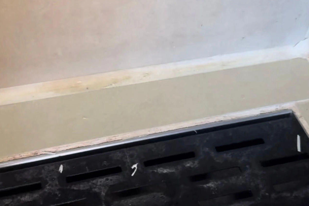 Waarom wordt mijn witte kit geel?